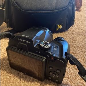 Nikon Coolpix b500 with bag and strap